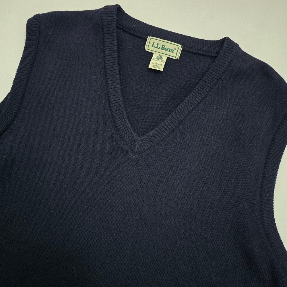 Vintage LL Bean Lambswool V-Neck Sweater Vest Navy Blue Made in Scotland Large